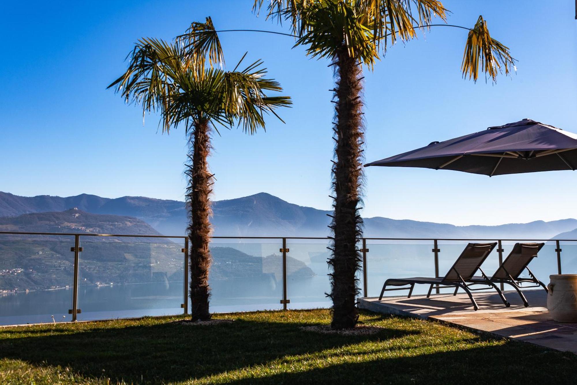 Mia Isola With Lake View, Garden And Swimming Pool Parzanica Екстериор снимка
